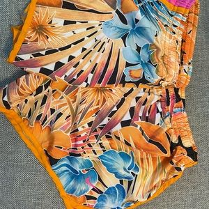 Nike shorts (black/white have small paint stain)